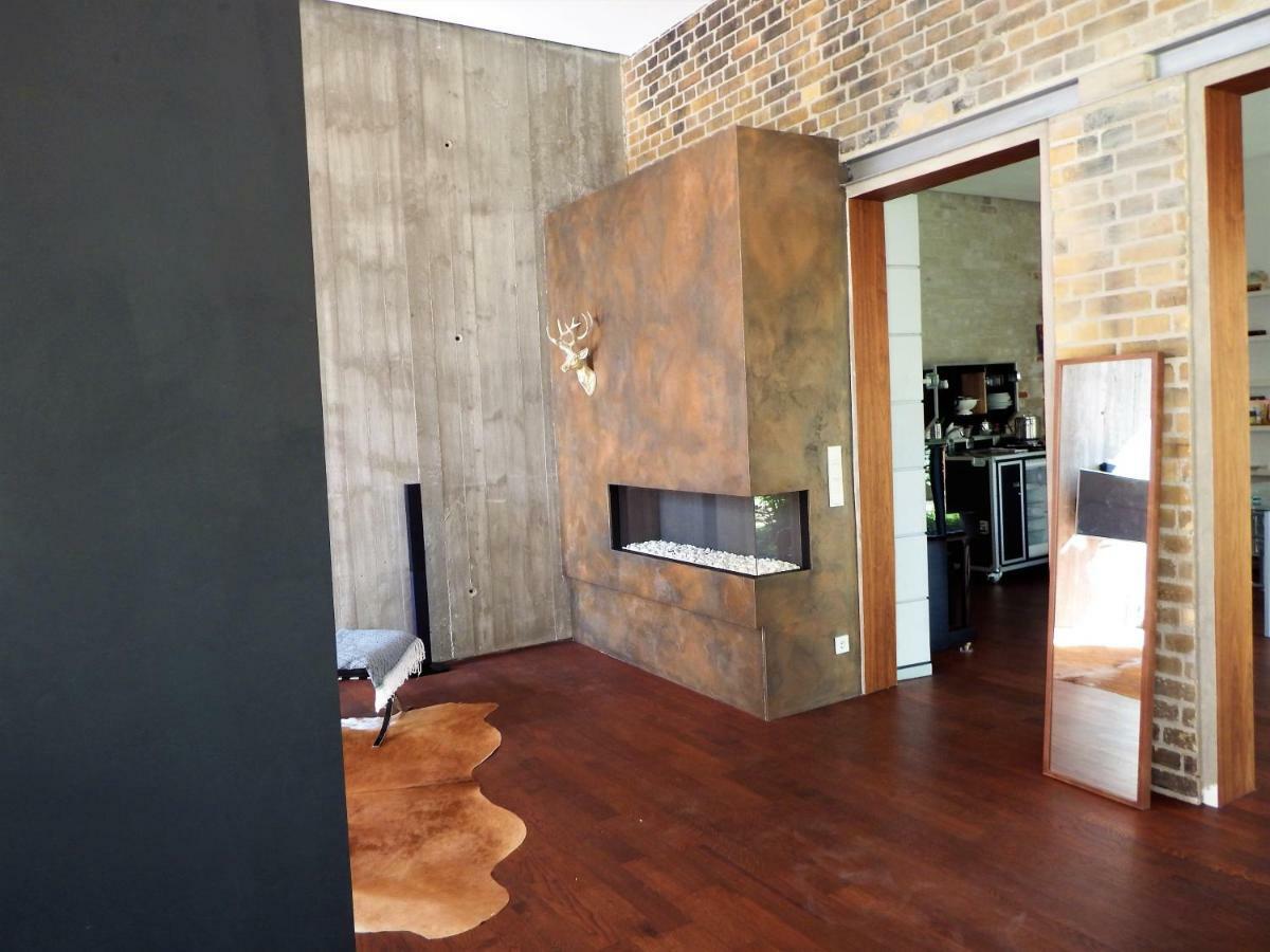 Apartamento Loft Im Hundertjaehrigen Backhaus Leipzig Exterior foto