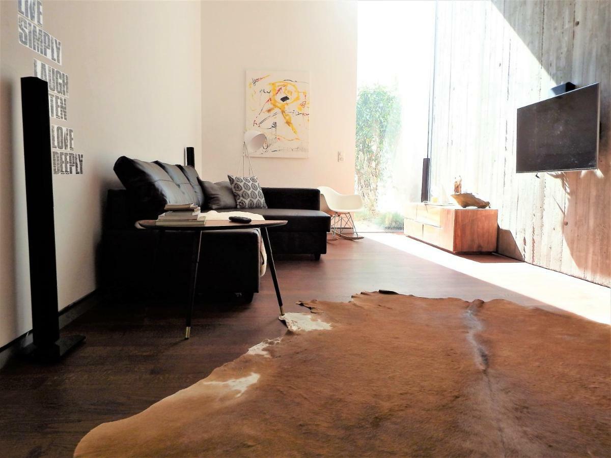 Apartamento Loft Im Hundertjaehrigen Backhaus Leipzig Exterior foto
